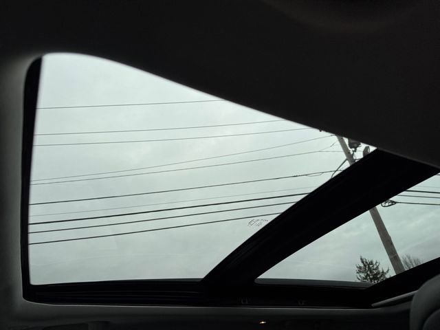 Certified 2022 Jeep Cherokee Limited image 14