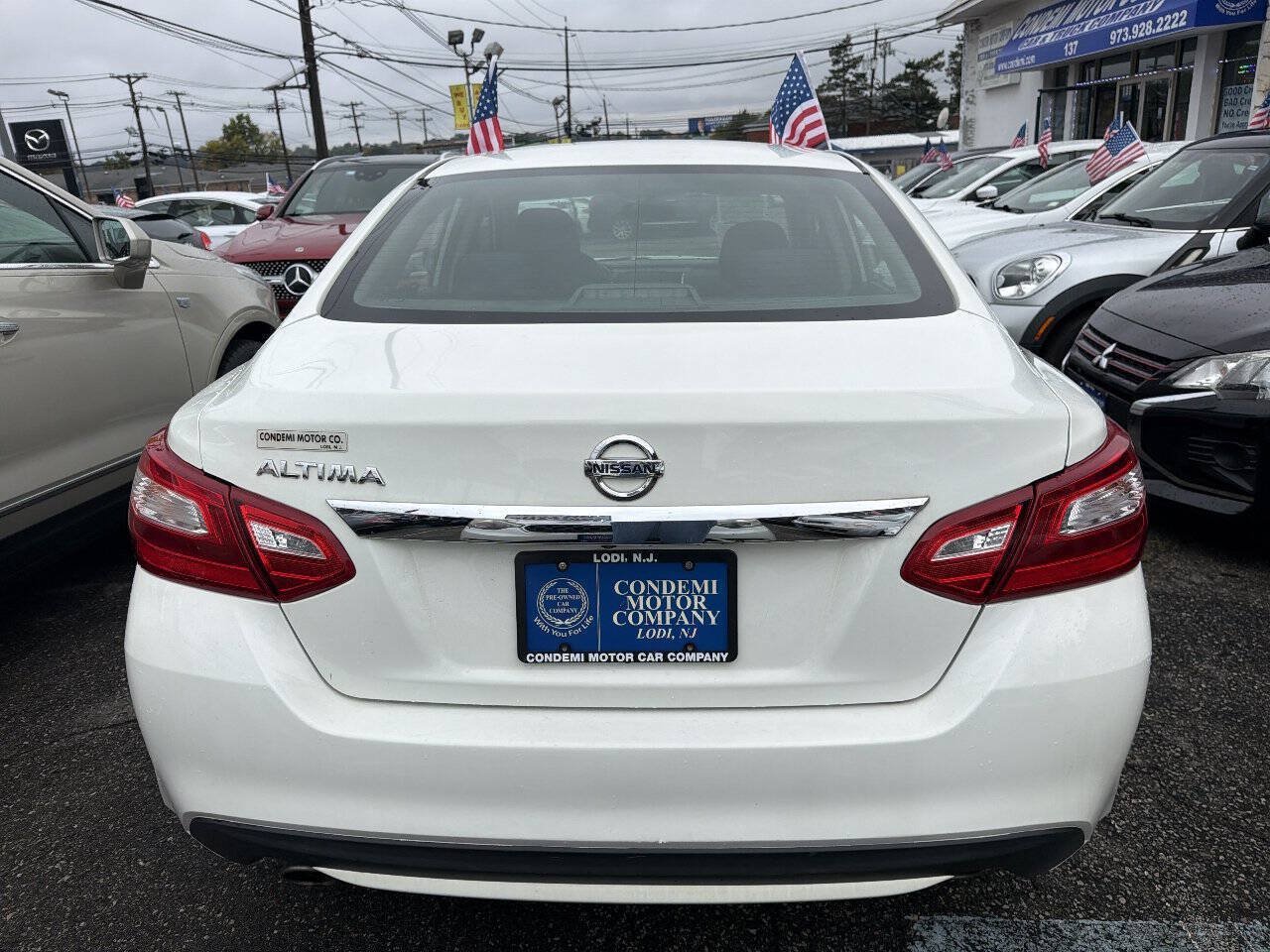 Used 2017 Nissan Altima 2.5 S w/ Power Driver Seat Package FWD image 3