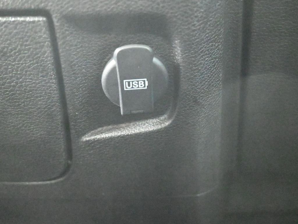 Used 2024 RAM 1500 Classic Warlock AWD/4WD image 9