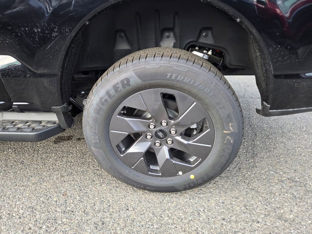 New 2025 Ford F150 Lightning Flash image 9