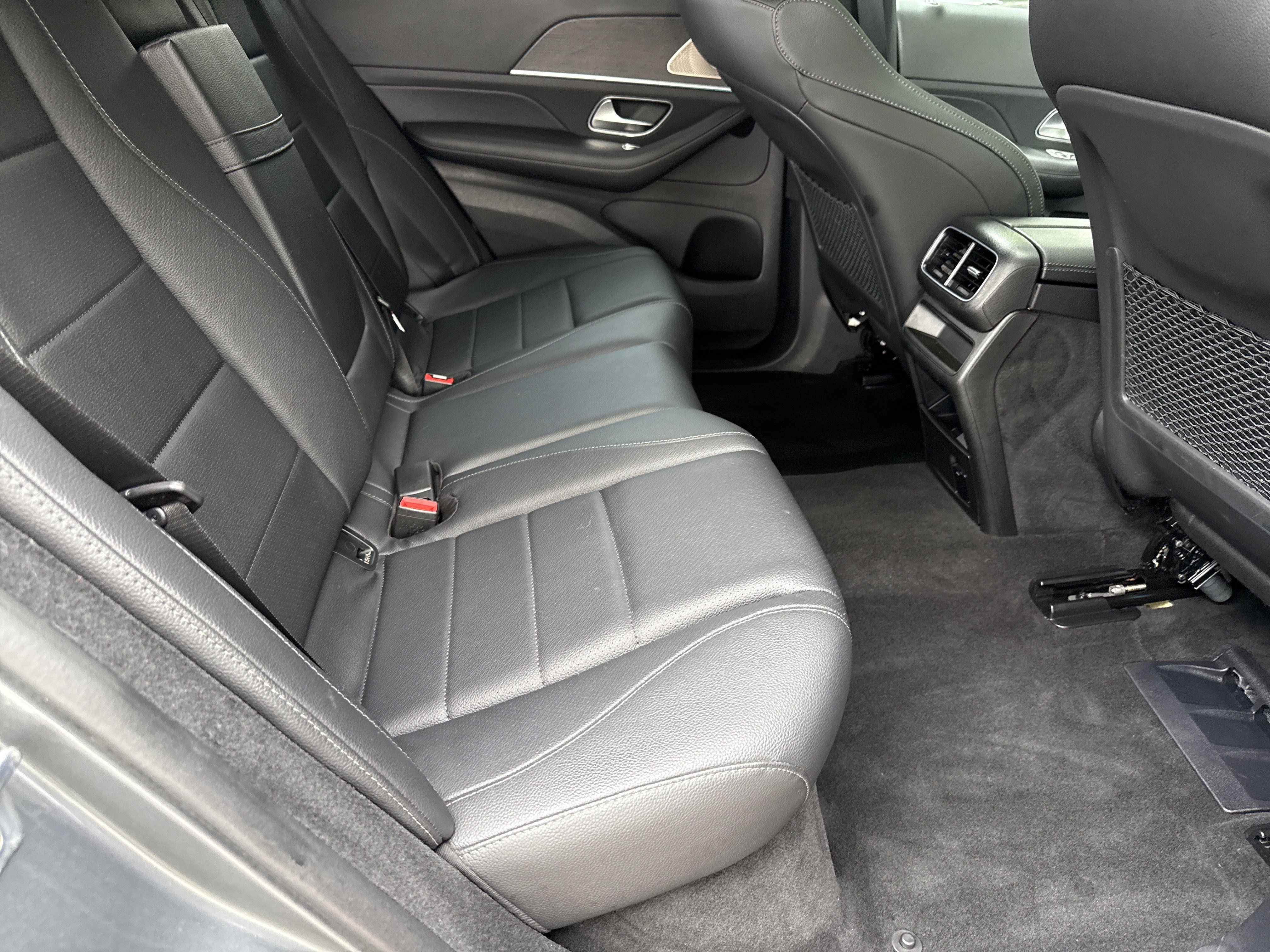 Used 2022 Mercedes-Benz GLE 350 4MATIC w/ Premium Package image 15