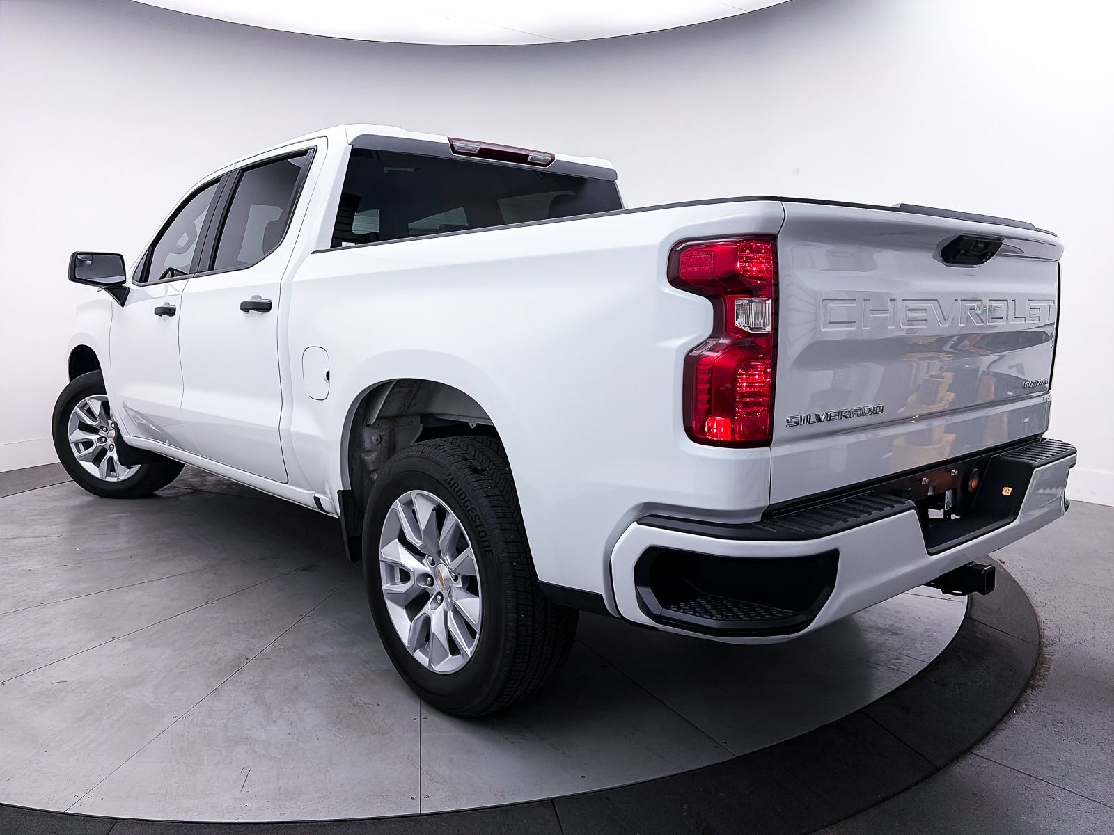 Used 2025 Chevrolet Silverado 1500 Custom w/ LPO, Dark Essentials Package image 2