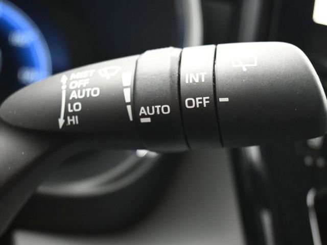 Used 2023 Toyota Highlander Platinum FWD image 27