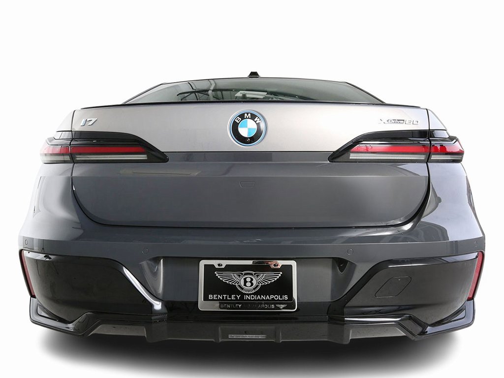 Used 2024 BMW i7 xDrive60 w/ Executive Package image 8