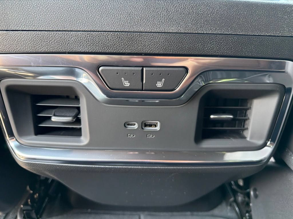 New 2026 GMC Sierra 2500 Denali Ultimate AWD/4WD image 38