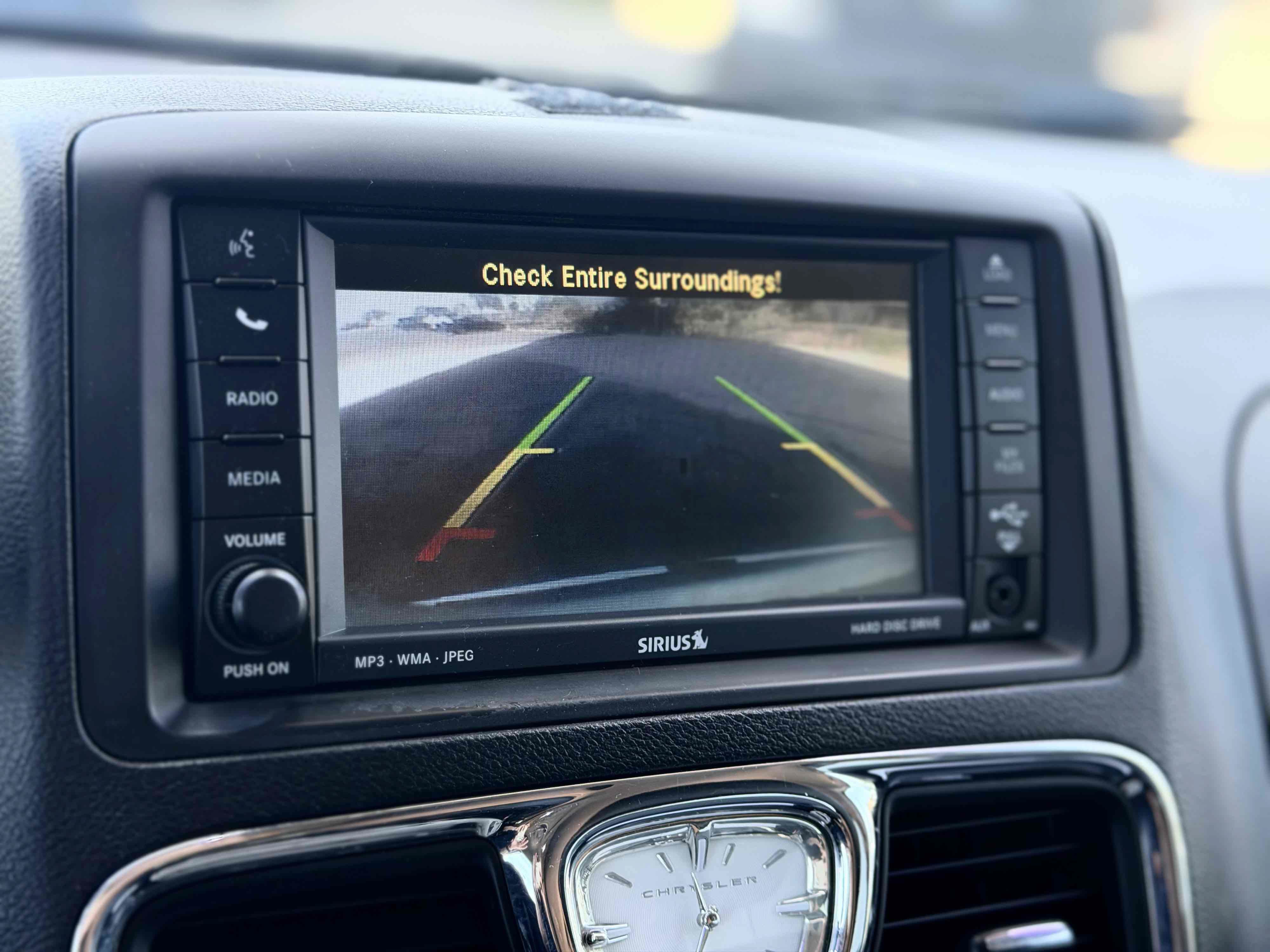 Used 2011 Chrysler Town & Country Touring-L w/ Entertainment Group #2 FWD image 35