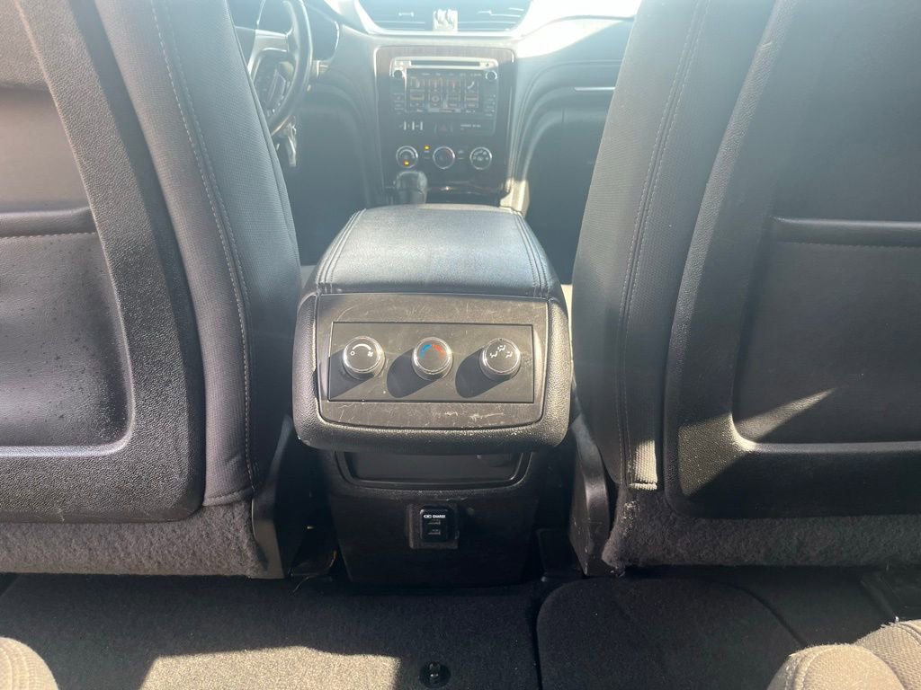 Used 2015 Chevrolet Traverse LT w/ Style and Technology Package AWD/4WD image 25