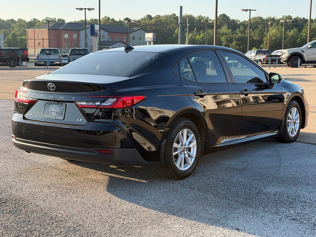 Used 2025 Toyota Camry LE FWD image 7