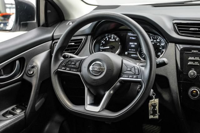 Used 2018 Nissan Rogue Sport S w/ S Appearance Package FWD image 20