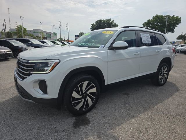 Used 2025 Volkswagen Atlas SE FWD image 8