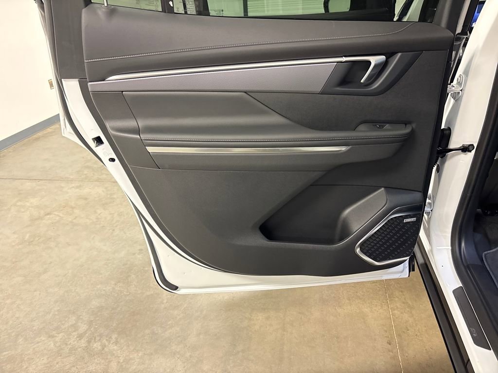 New 2026 Buick Enclave Sport Touring w/ Power Package image 43