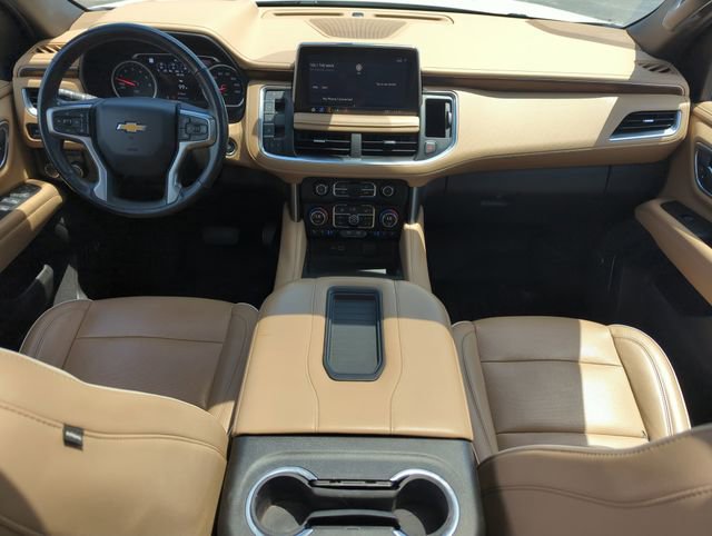 Used 2021 Chevrolet Suburban Premier w/ Premium Package RWD image 14