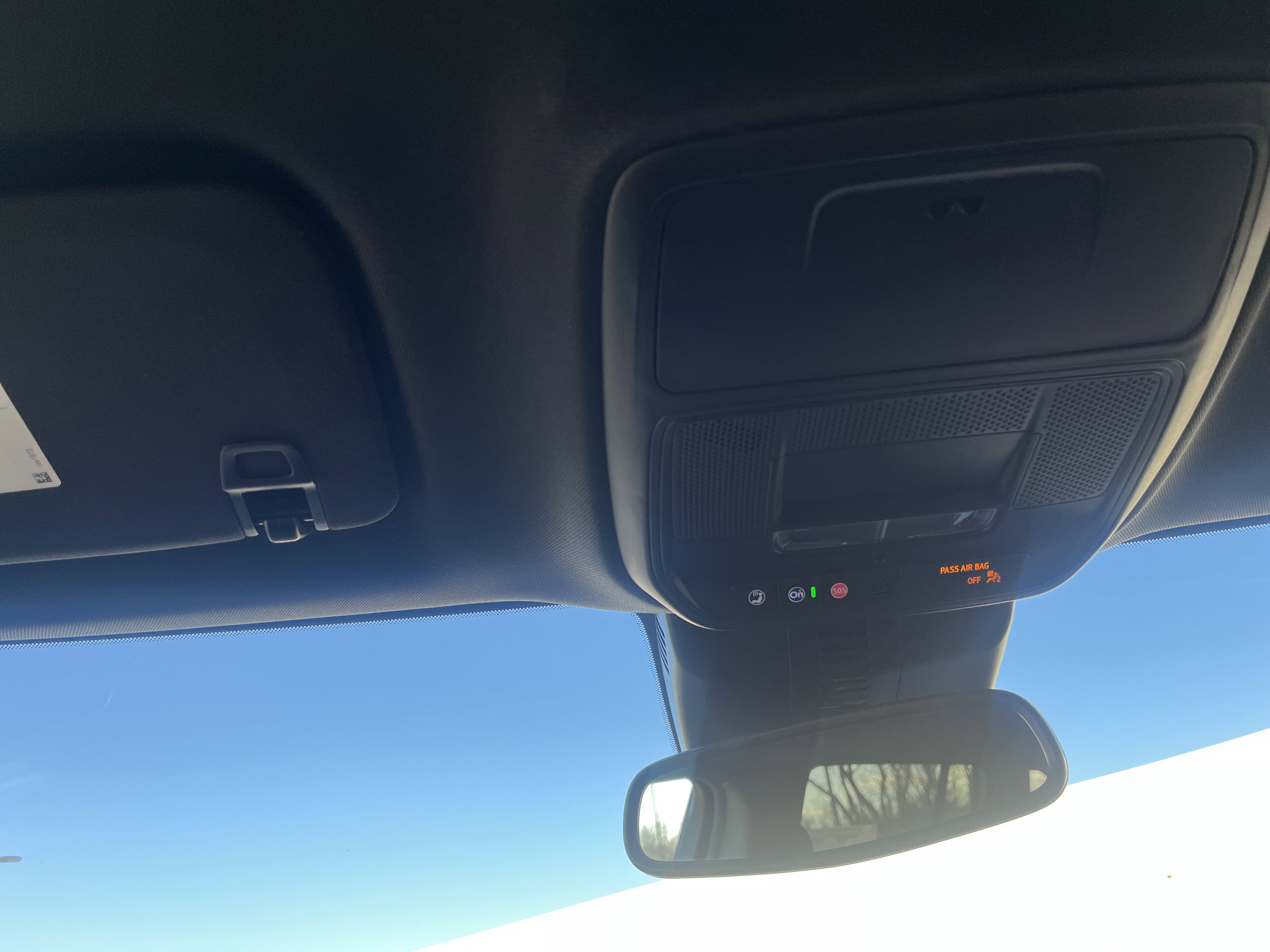 Used 2025 Buick Enclave Preferred image 36