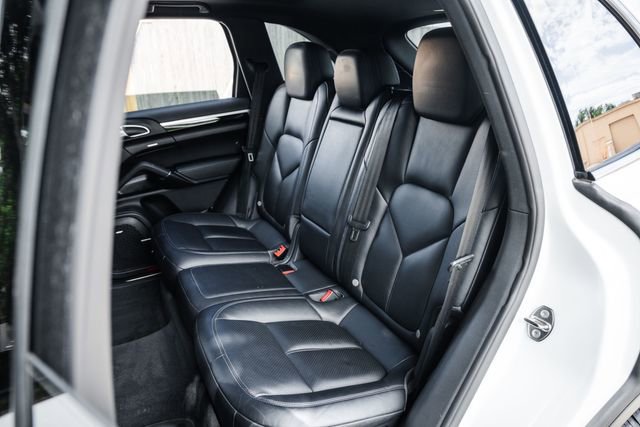 Used 2015 Porsche Cayenne S AWD/4WD image 66