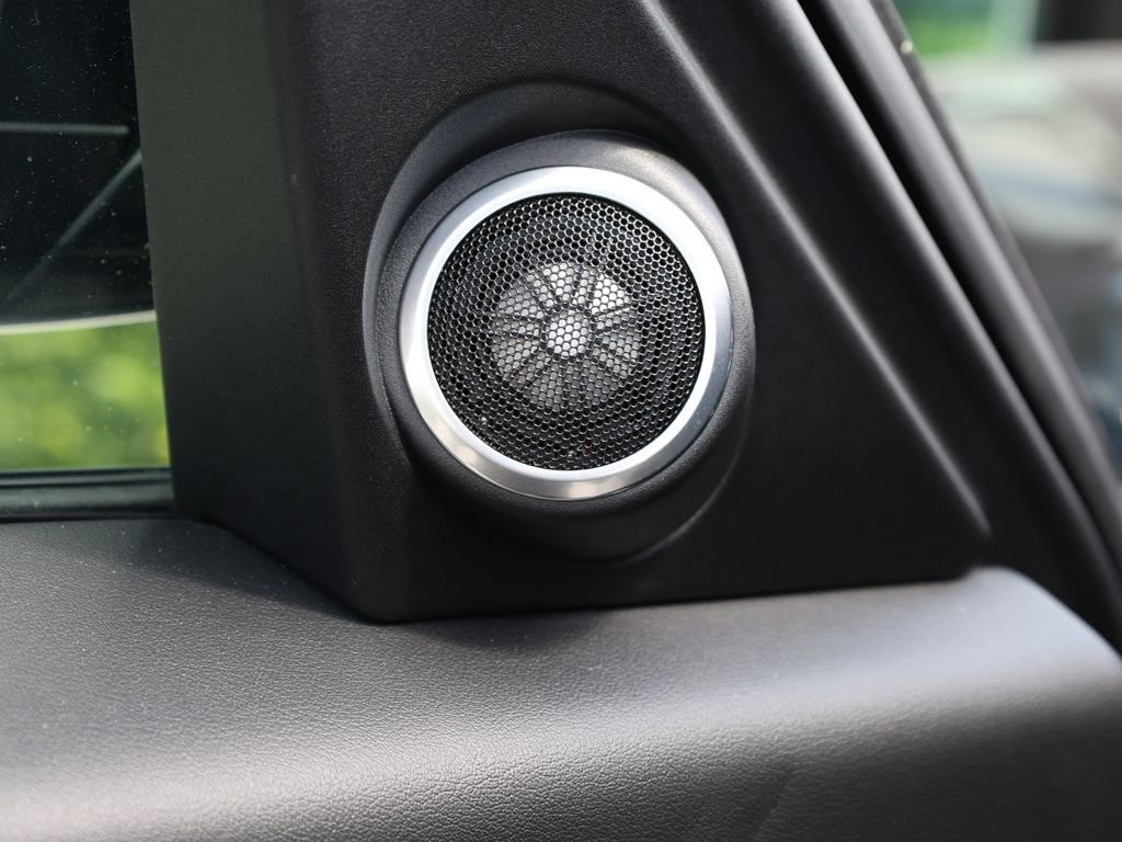 Used 2021 Land Rover Range Rover P525 Westminster Edition image 16