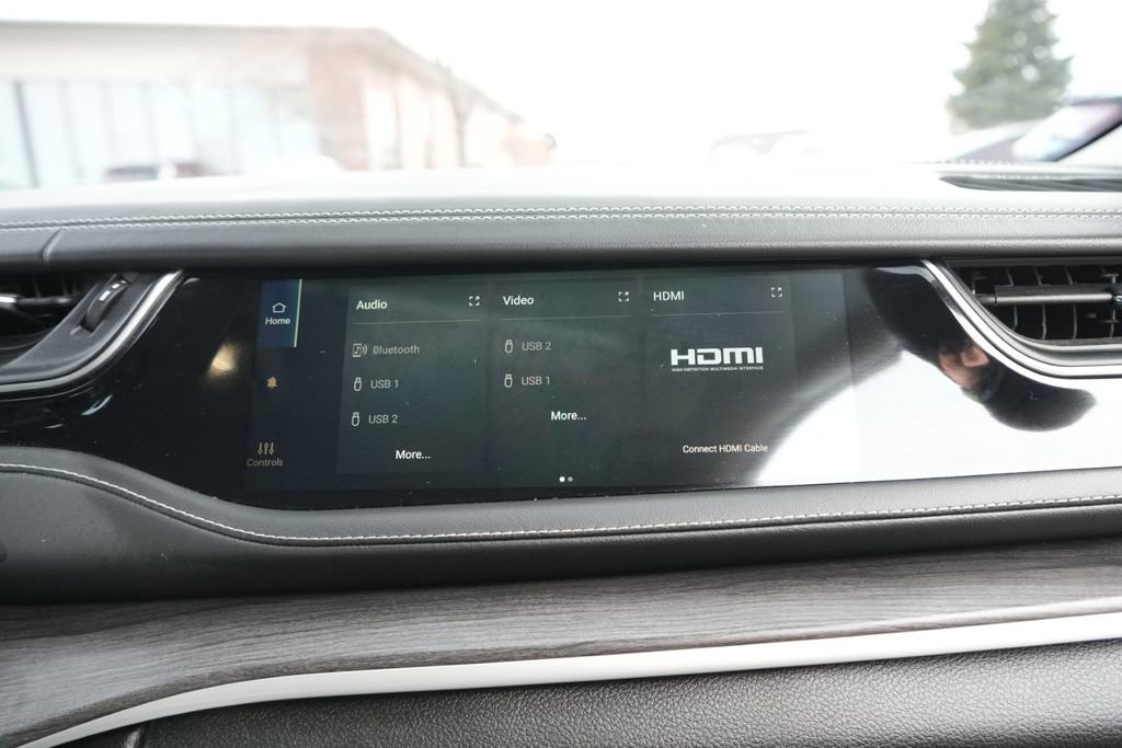 Used 2022 Jeep Grand Cherokee Limited 4xe image 43