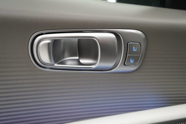 Used 2024 Hyundai Ioniq 6 Limited image 10