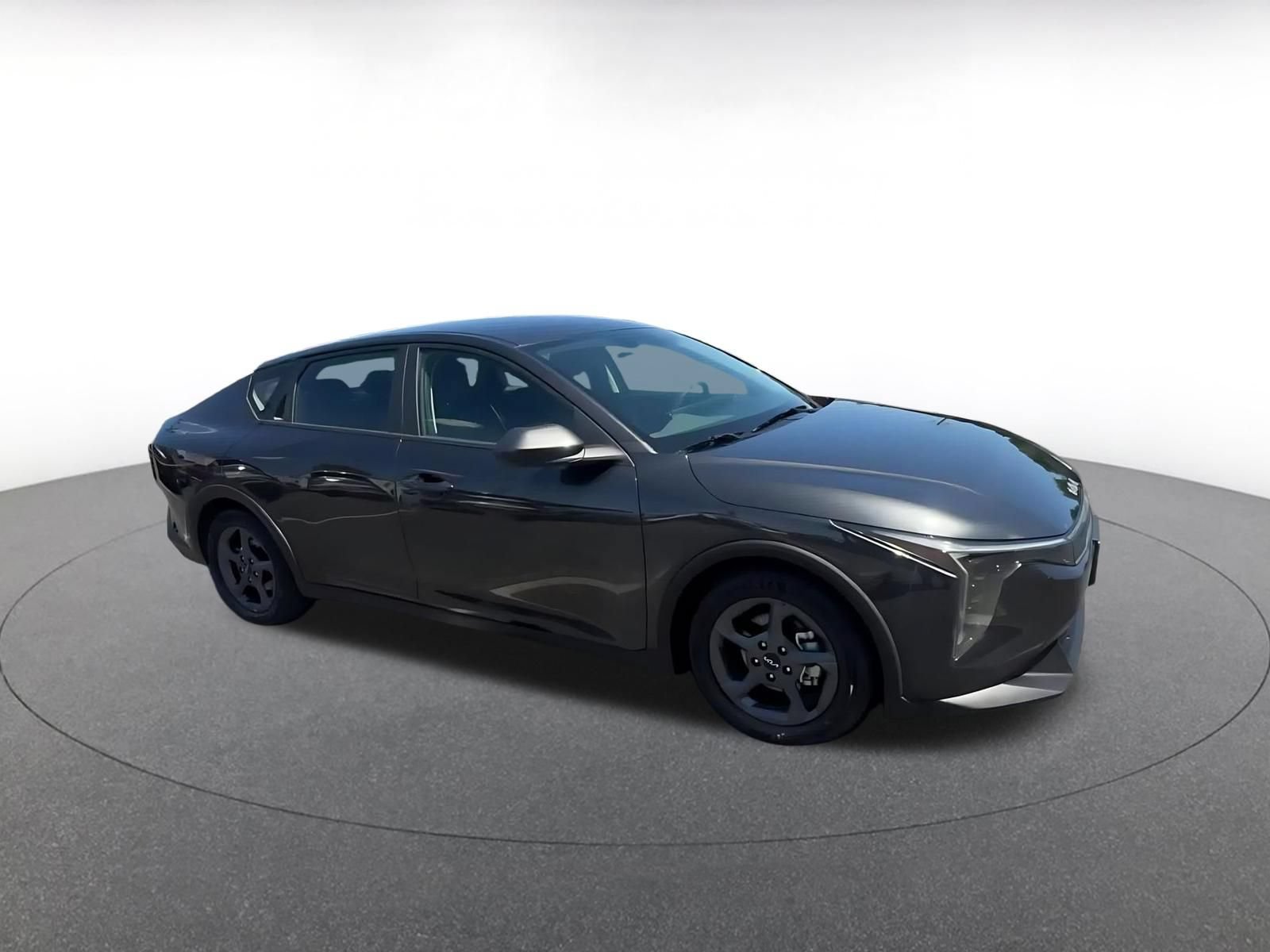 Used 2025 Kia K4 FWD image 2
