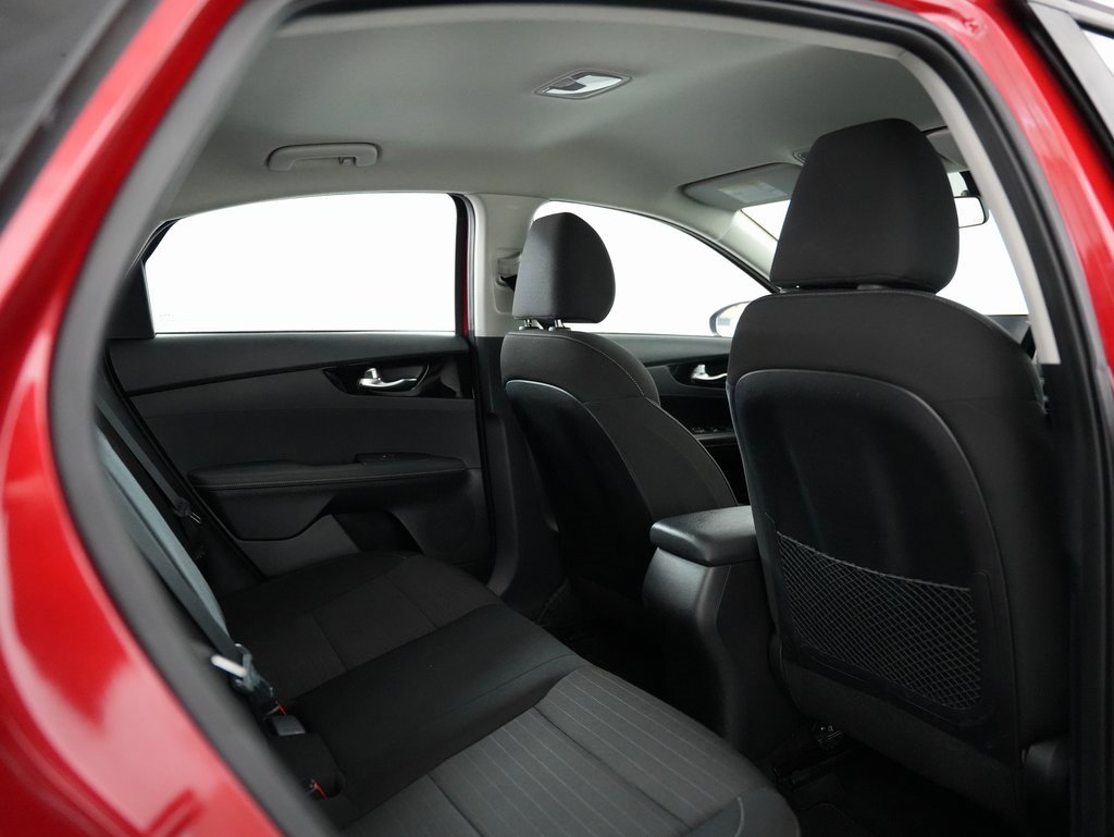 Used 2019 Kia Forte S image 35