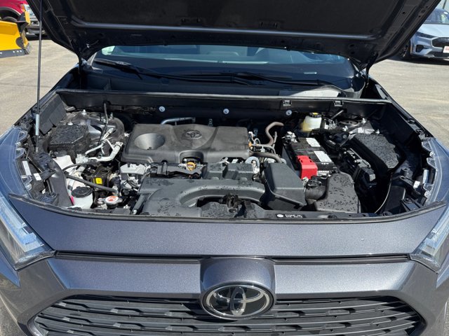 Used 2023 Toyota RAV4 XLE Premium AWD/4WD image 34