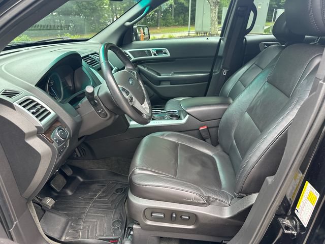 Used 2014 Ford Explorer Limited w/ Equipment Group 302A FWD image 11