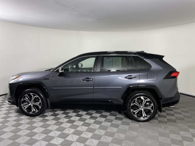 Used 2022 Toyota RAV4 XSE w/ Premium Package AWD/4WD image 5