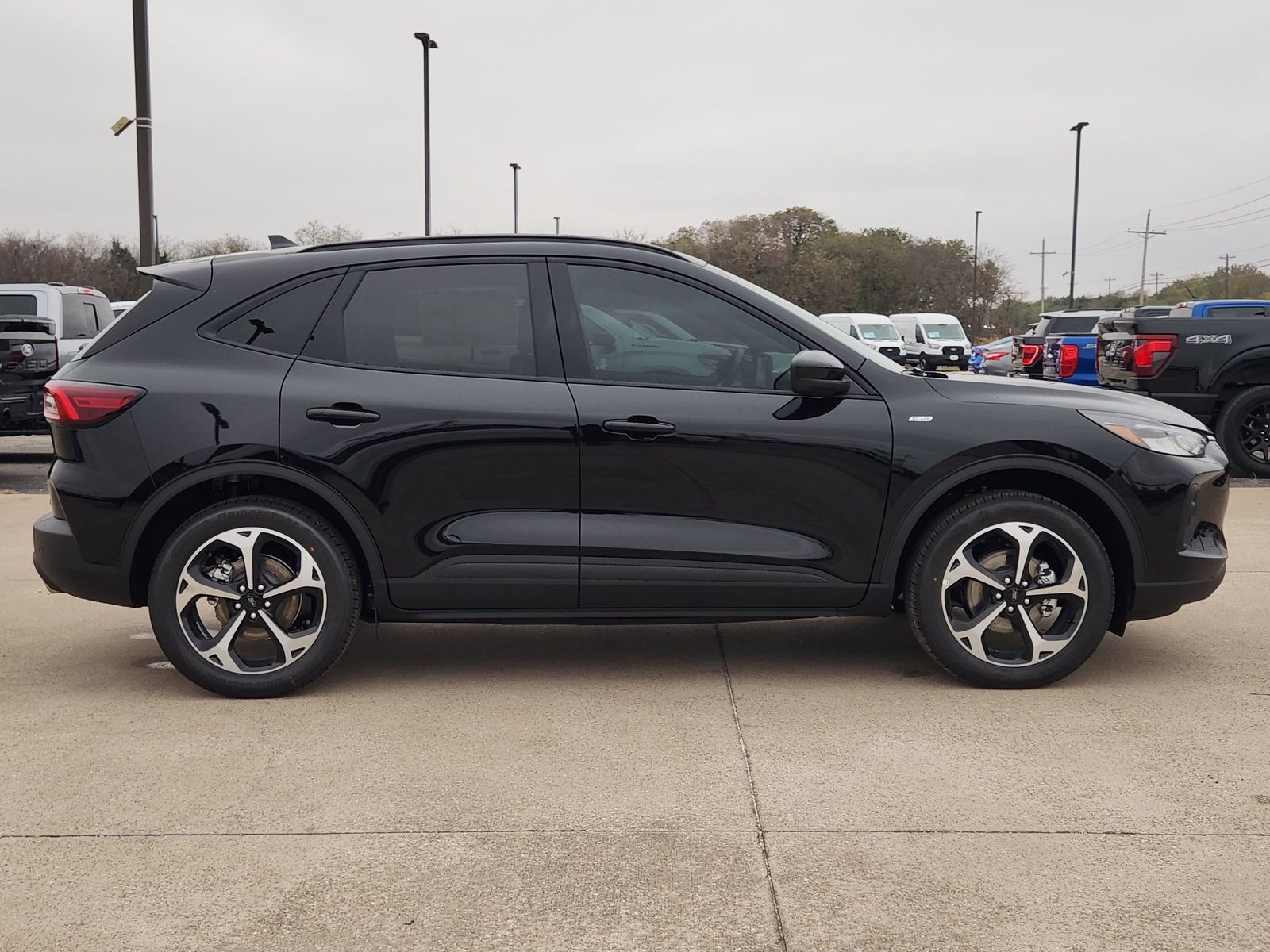 New 2026 Ford Escape ST-Line Select w/ Tech Pack #1 image 5