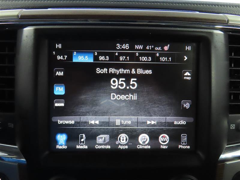 Used 2015 RAM 1500 Laramie w/ Convenience Group image 26