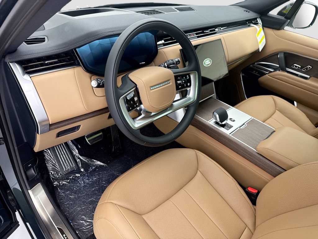 New 2026 Land Rover Range Rover Long Wheelbase SE AWD/4WD image 10