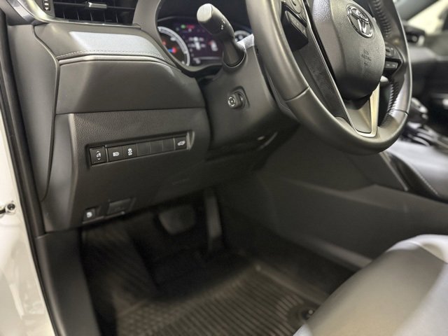 Certified 2024 Toyota Venza Nightshade image 15
