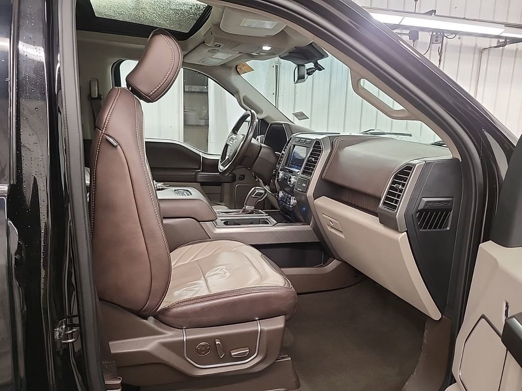 Used 2019 Ford F150 Limited image 3