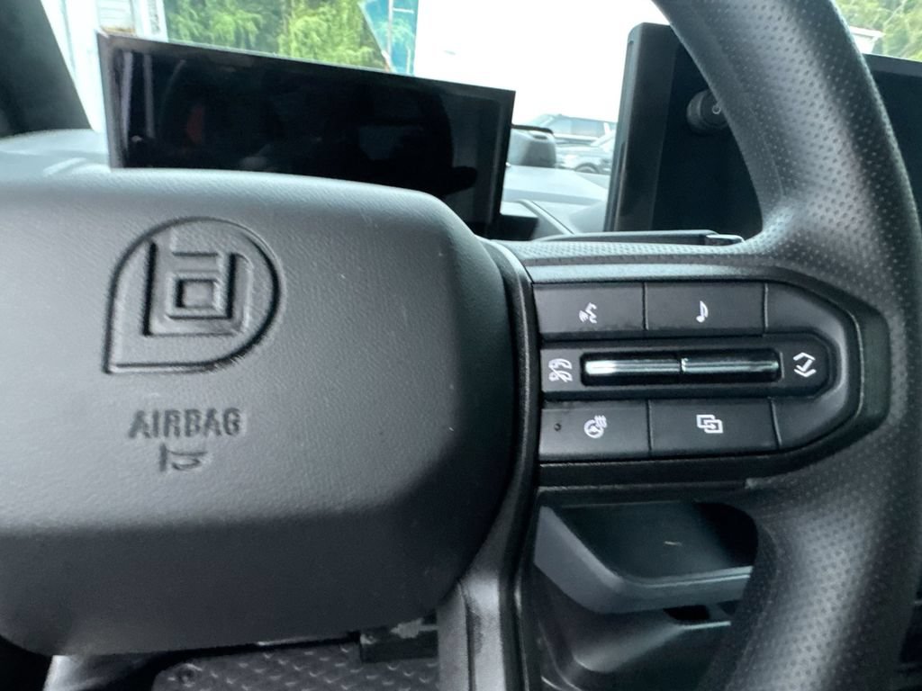 Used 2024 Chevrolet Brightdrop 600 w/ Battery Pack, Max Range AWD/4WD image 17