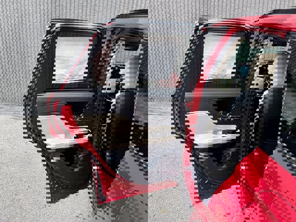 New 2025 Lincoln Corsair AWD w/ Equipment Group 101A image 14