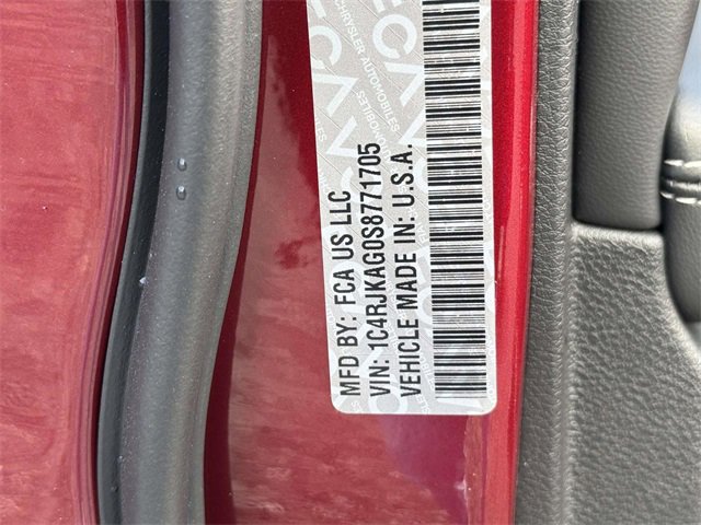 New 2025 Jeep Grand Cherokee L Laredo image 26