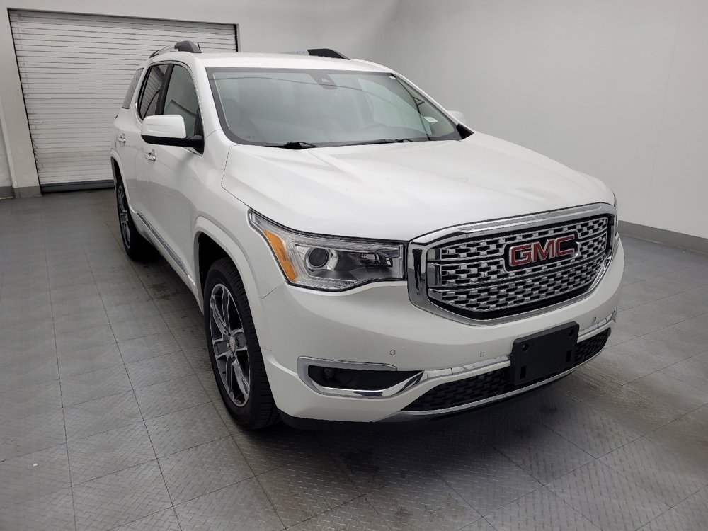 Used 2018 GMC Acadia Denali image 13