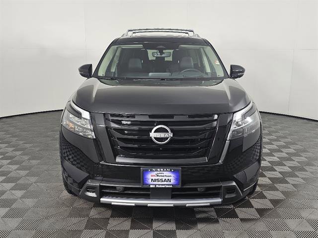 New 2025 Nissan Pathfinder Platinum AWD/4WD image 10