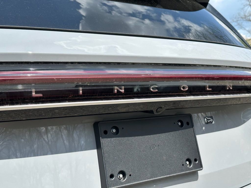 New 2026 Lincoln Nautilus Premier AWD/4WD image 25