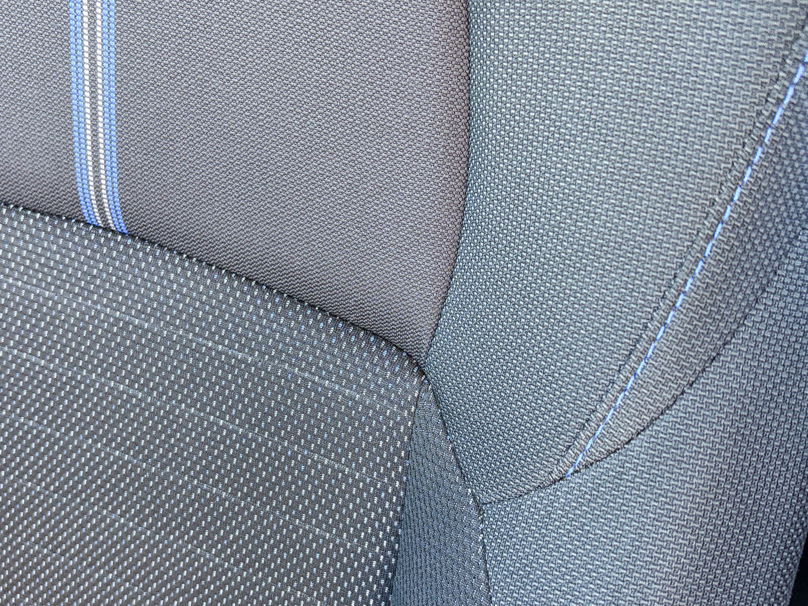 Used 2020 Toyota Corolla SE w/ Carpet Mat Package (TMS) FWD image 24