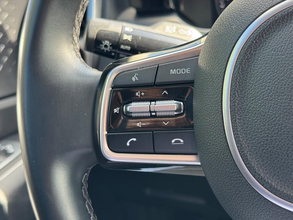 Certified 2023 Kia Sorento S image 18