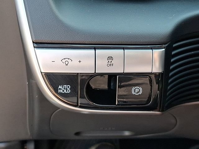 Used 2023 Hyundai Ioniq 5 SE image 30