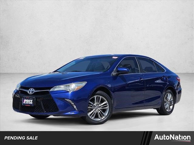 Used 2015 Toyota Camry SE image 1