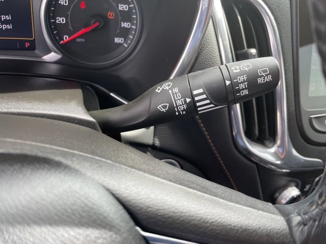 Used 2020 Chevrolet Equinox Premier FWD image 31