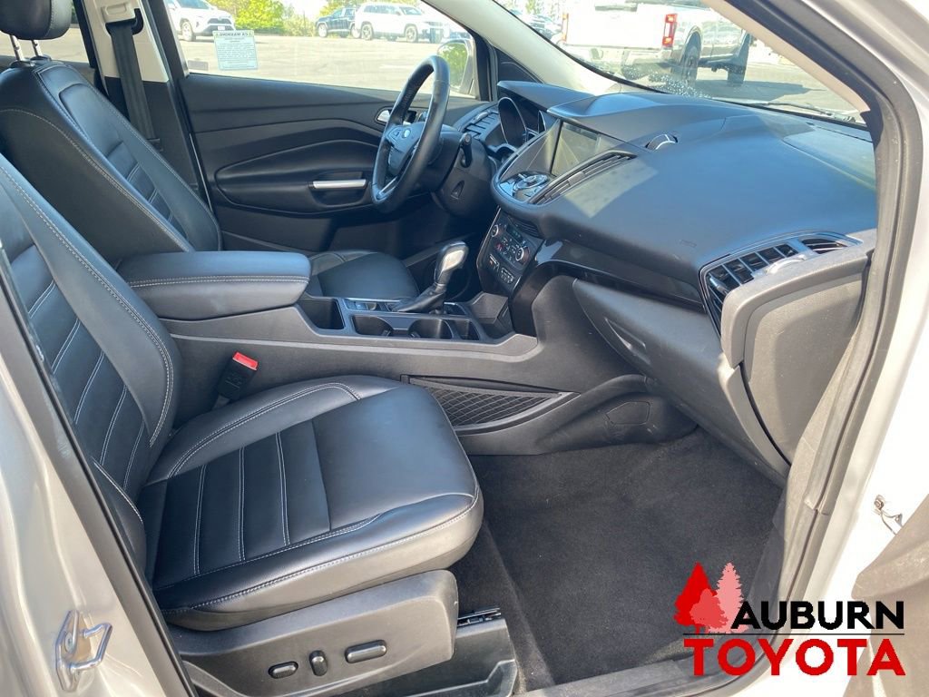 Used 2019 Ford Escape Titanium FWD image 15