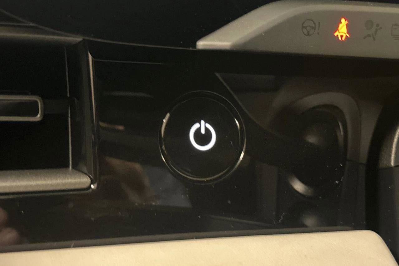 New 2025 Porsche Taycan 4S image 46