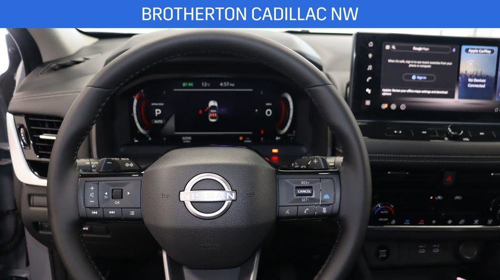 Used 2025 Nissan Rogue SL w/ SL Premium Package image 18