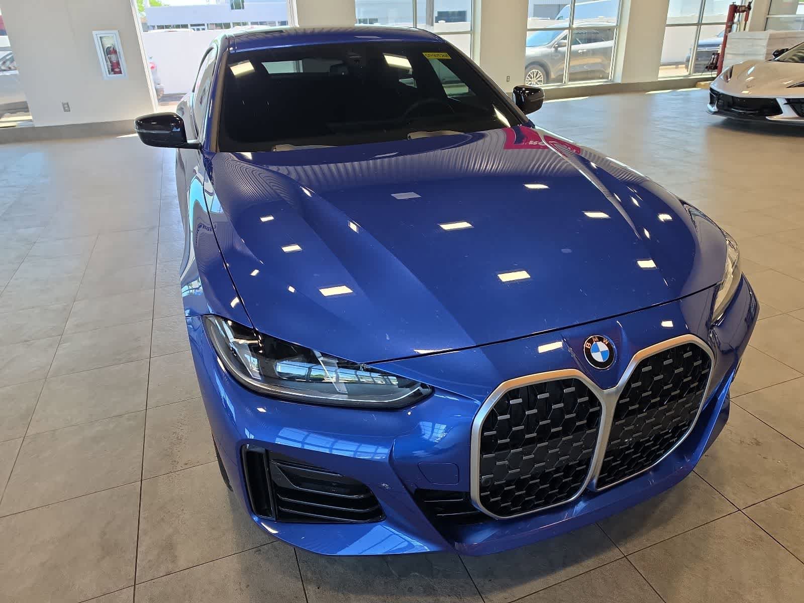 Used 2025 BMW 430i xDrive w/ M Sport Package AWD/4WD image 4