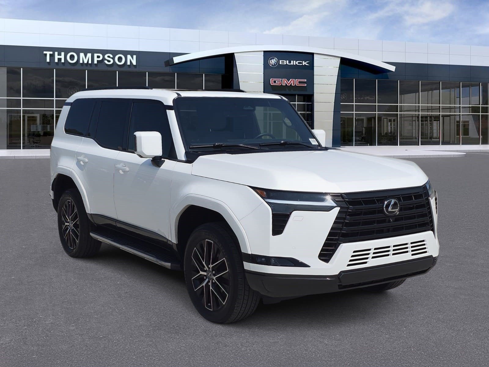 Used 2024 Lexus GX 550 w/ Accessory Package (Z1) AWD/4WD image 1