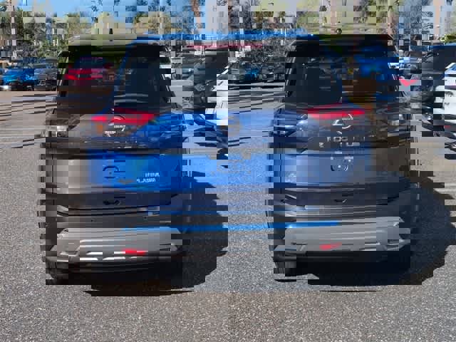 Used 2023 Nissan Rogue Platinum w/ Platinum Premium Package image 7