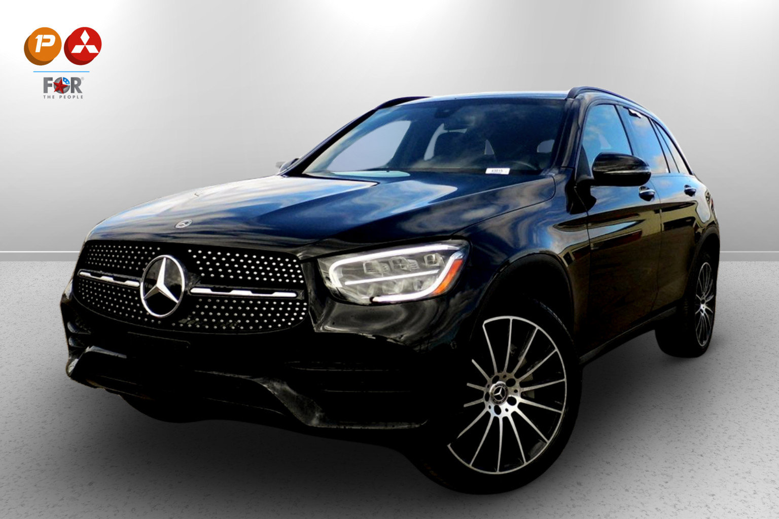 Used 2021 Mercedes-Benz GLC 300 w/ AMG Line image 1