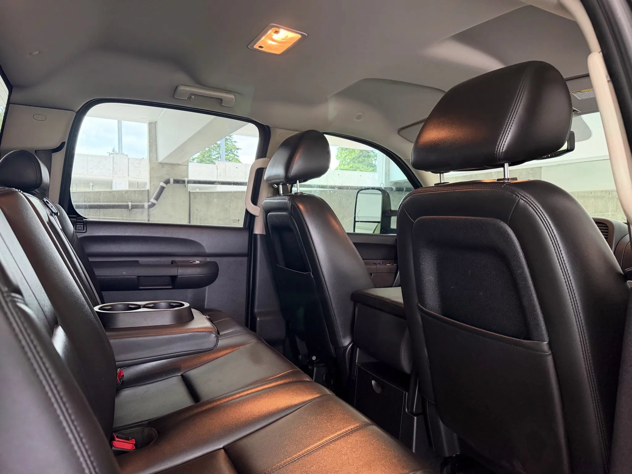 Used 2011 Chevrolet Silverado 2500 LT w/ Interior Plus Package AWD/4WD image 21